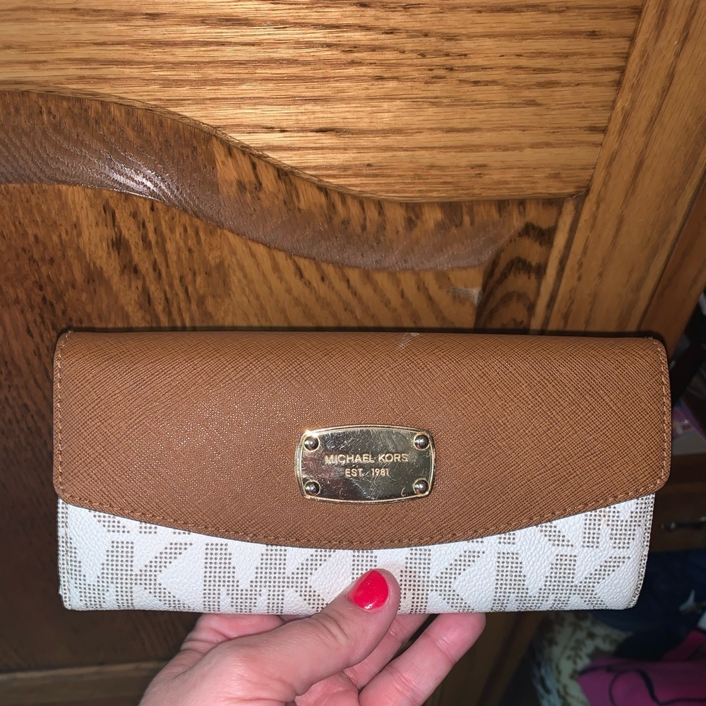 Michael Kors wallet